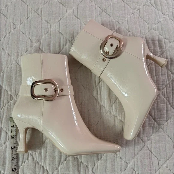 Giani Bini Cream Ankle Booties Sz 8.5 NWOT | Giani Bini Ankle Booties | Booties- - Picture 4 of 7